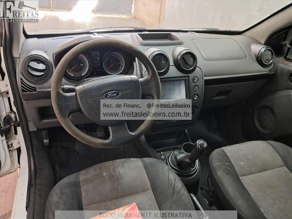 Ford Fiesta Flex 2013 — foto 5