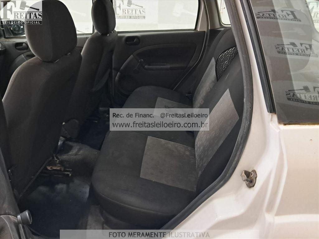 Ford Fiesta Flex 2013 — foto 7