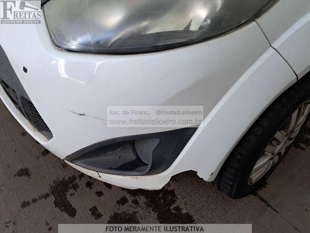 Ford Fiesta Flex 2013 — foto 17