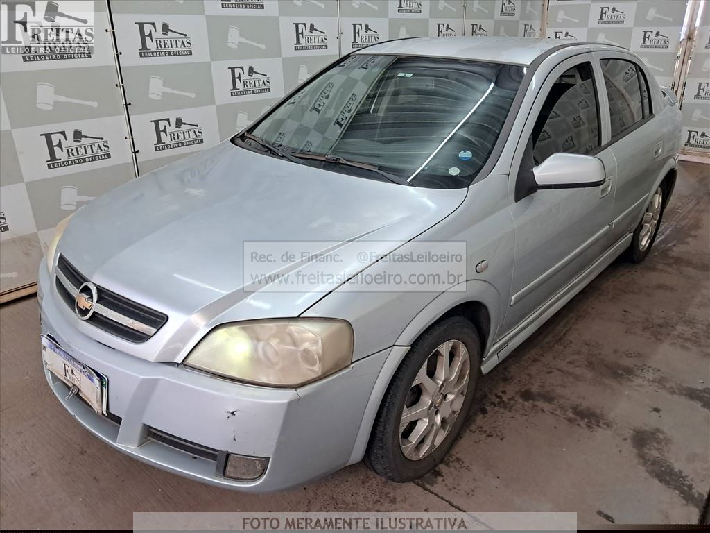 Chevrolet Astra HB 4P Advantage 2011, prata