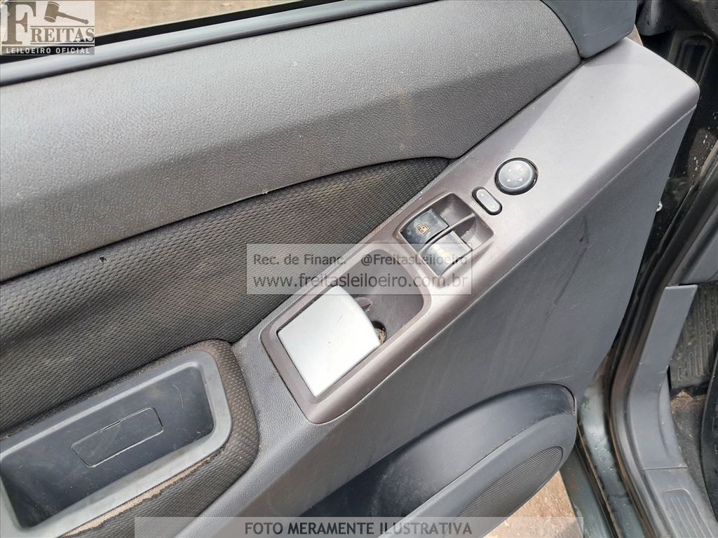 Fiat Idea ELX Flex 2010 — foto 10