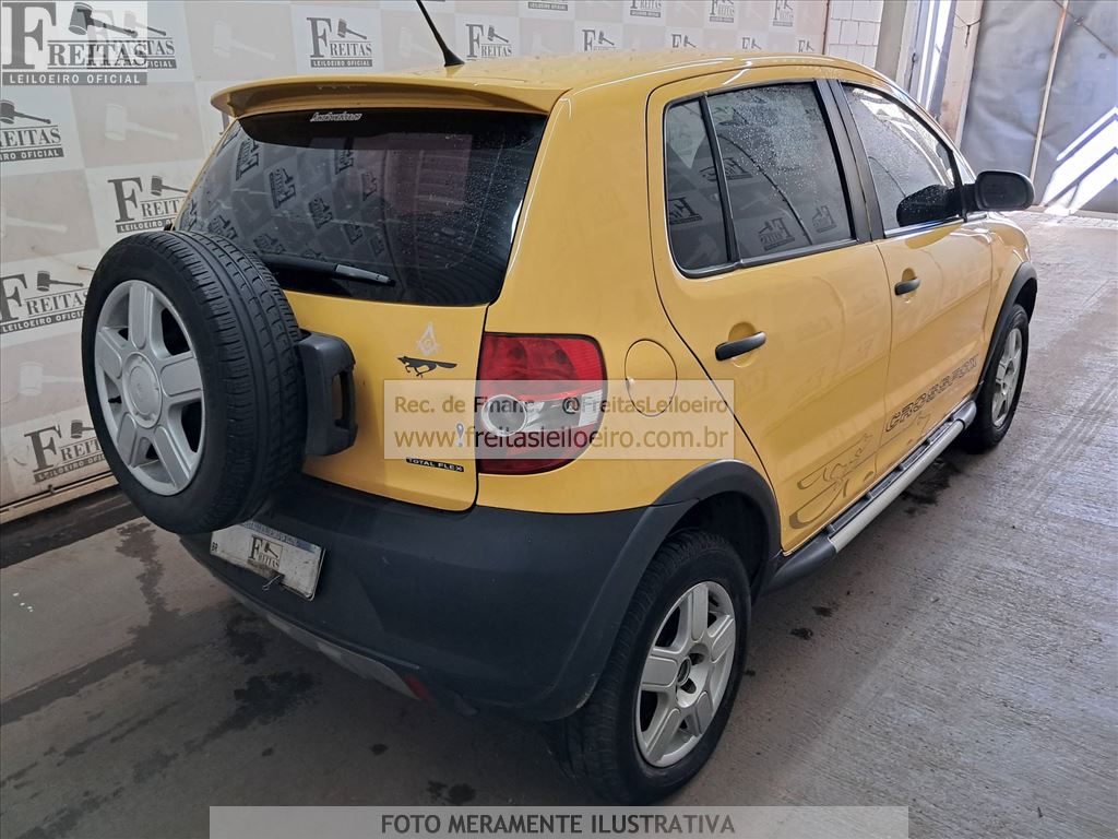 Volkswagen Crossfox 2010 — foto 4