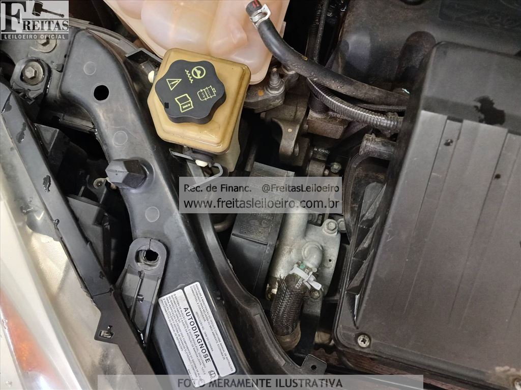 Ford Fiesta 1.6 Flex 2013 — foto 11