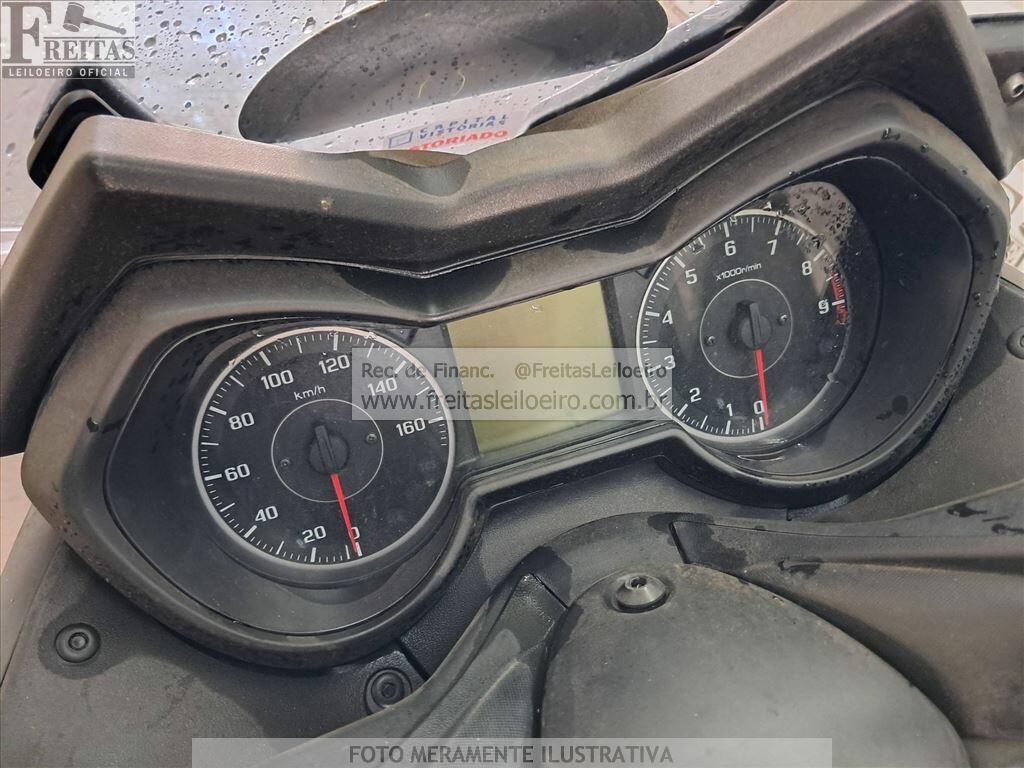 Yamaha Xmax 2023 — foto 5