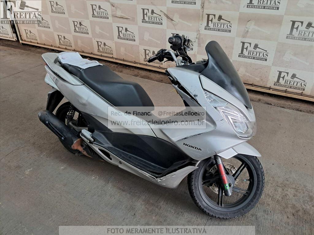 Honda PCX 150 2018 — foto 2