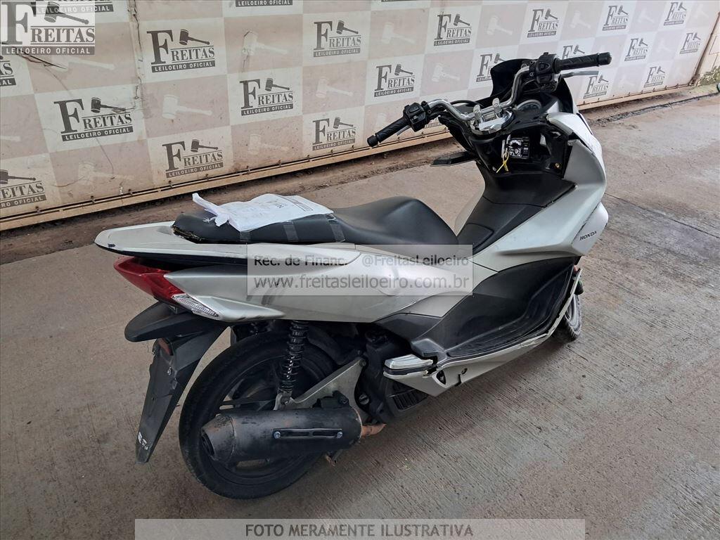Honda PCX 150 2018 — foto 4