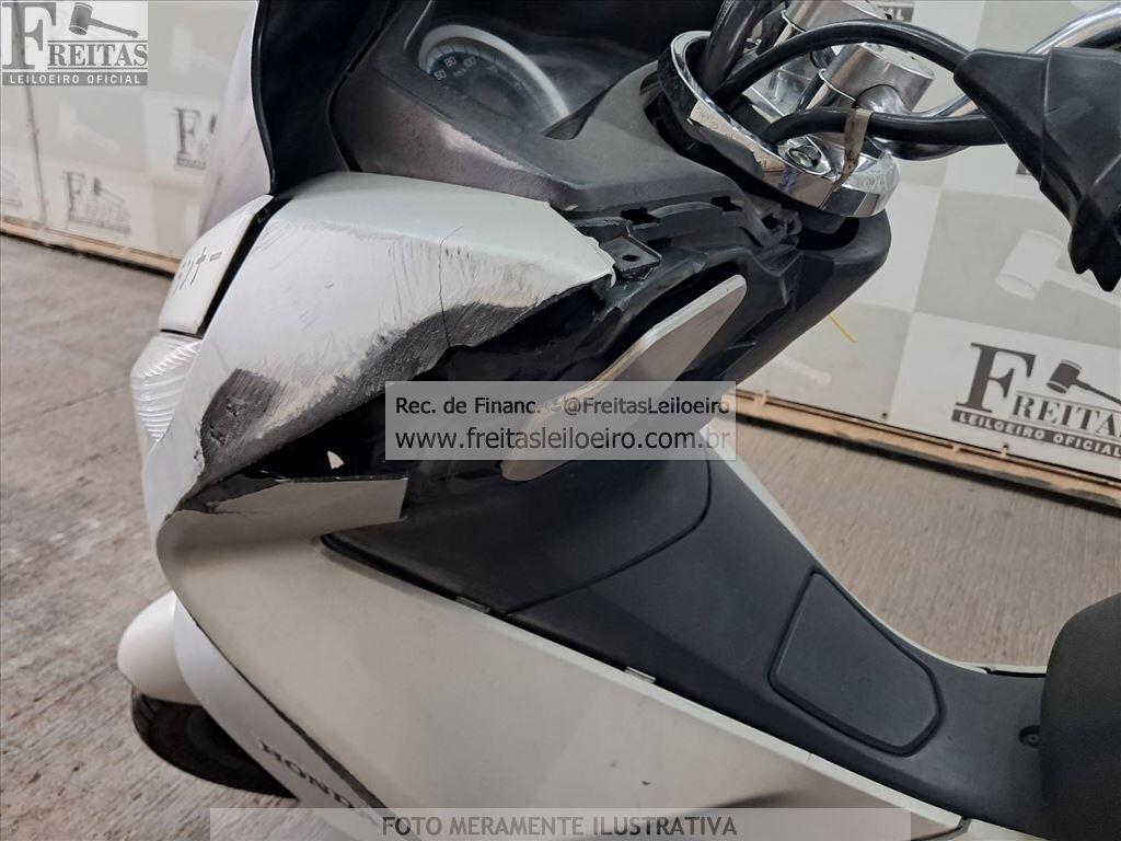 Honda PCX 150 2018 — foto 10