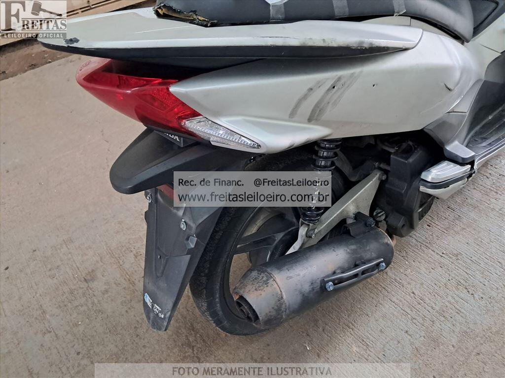 Honda PCX 150 2018 — foto 11