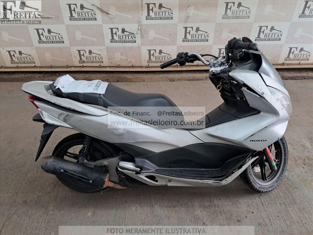Honda PCX 150 2018 — foto 15