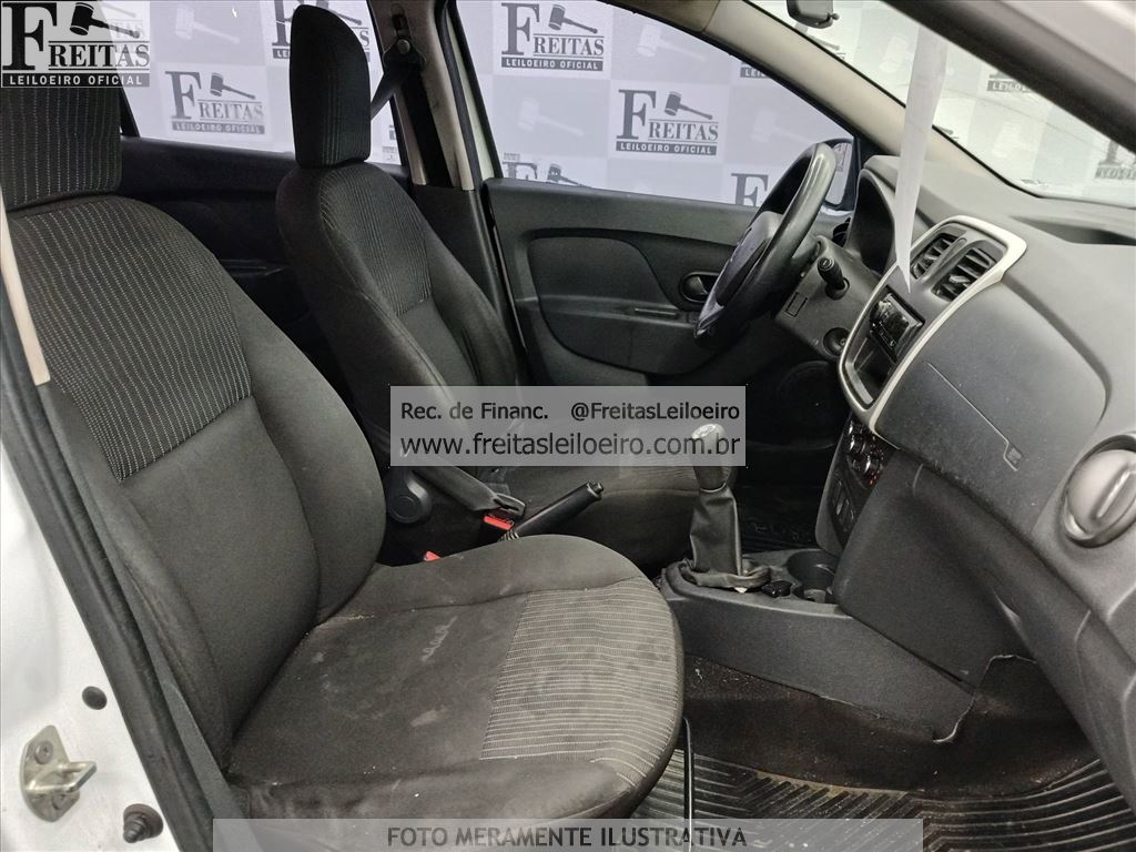 Renault Logan Auth 10 2019 — foto 6
