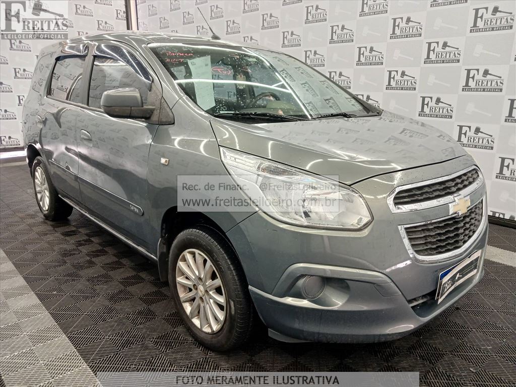 Chevrolet Spin 1.8l MT LT 2013 — foto 2
