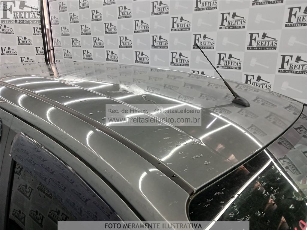 Chevrolet Spin 1.8l MT LT 2013 — foto 8
