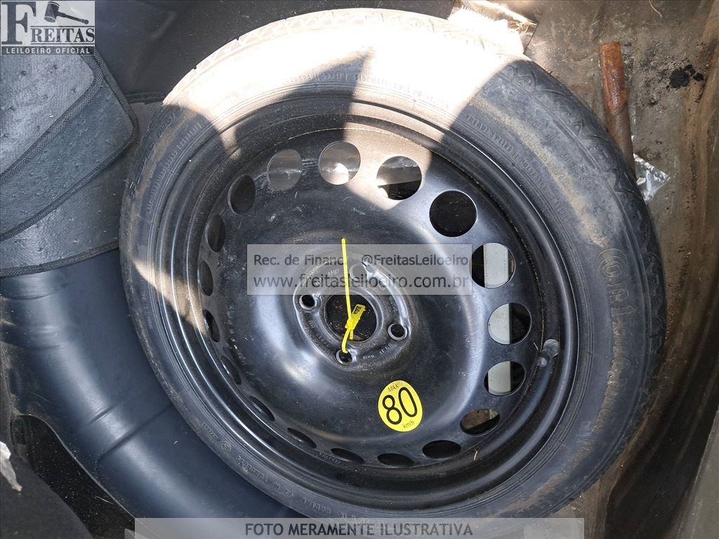 Chevrolet Spin 1.8l MT LT 2013 — foto 10