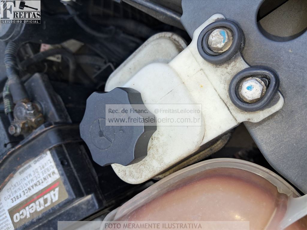 Chevrolet Spin 1.8l MT LT 2013 — foto 12