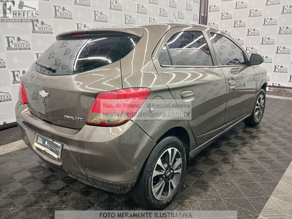 Chevrolet Onix 1.4mt LTZ 2014 — foto 4