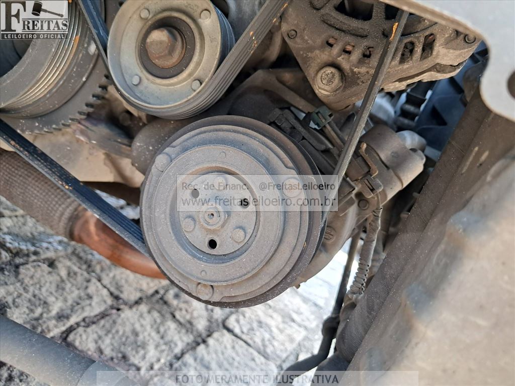 Chevrolet Onix 1.4mt LTZ 2014 — foto 13