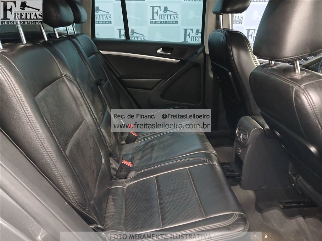 Volkswagen Tiguan 2.0 TSI 2012 — foto 7