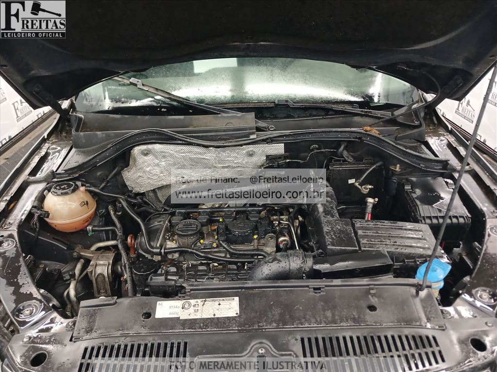 Volkswagen Tiguan 2.0 TSI 2012 — foto 10
