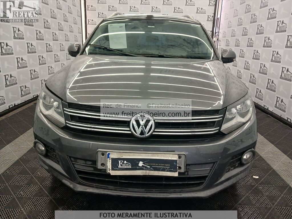 Volkswagen Tiguan 2.0 TSI 2012 — foto 17