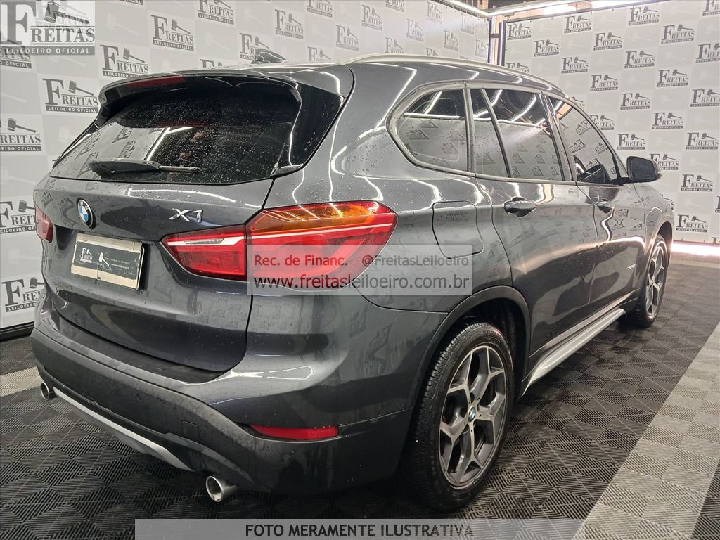 BMW X1 S20i Activeflex 2016 — foto 4
