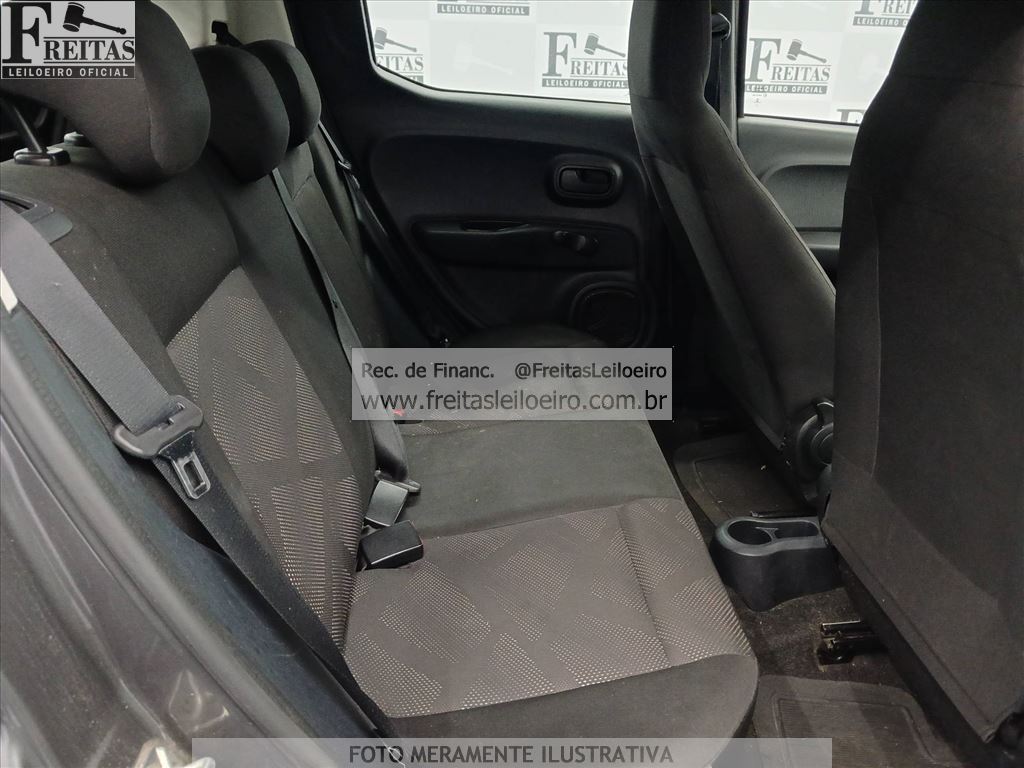 Fiat Mobi Like 2022 — foto 7