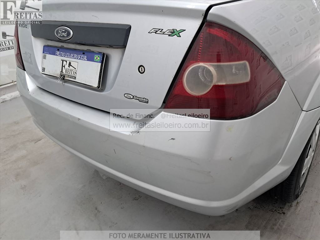 Ford Fiesta Sedan Flex 2008 — foto 23