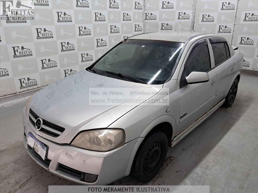 Chevrolet Astra Sedan Confort 2005, prata