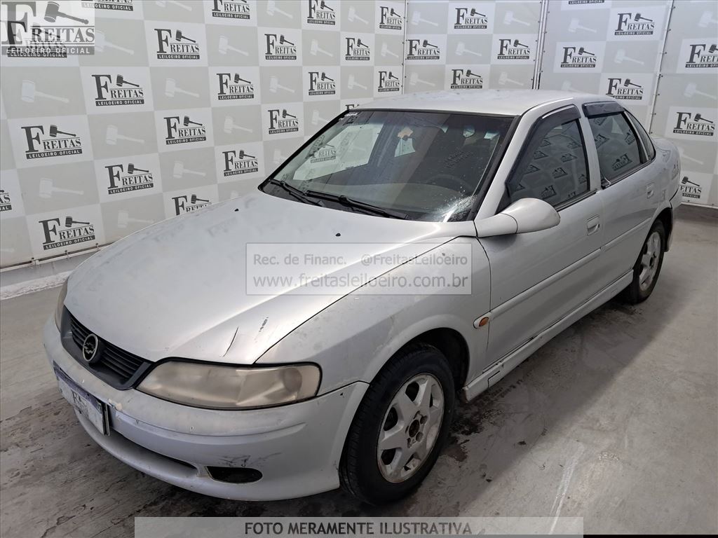 Chevrolet Vectra GL 2002, prata