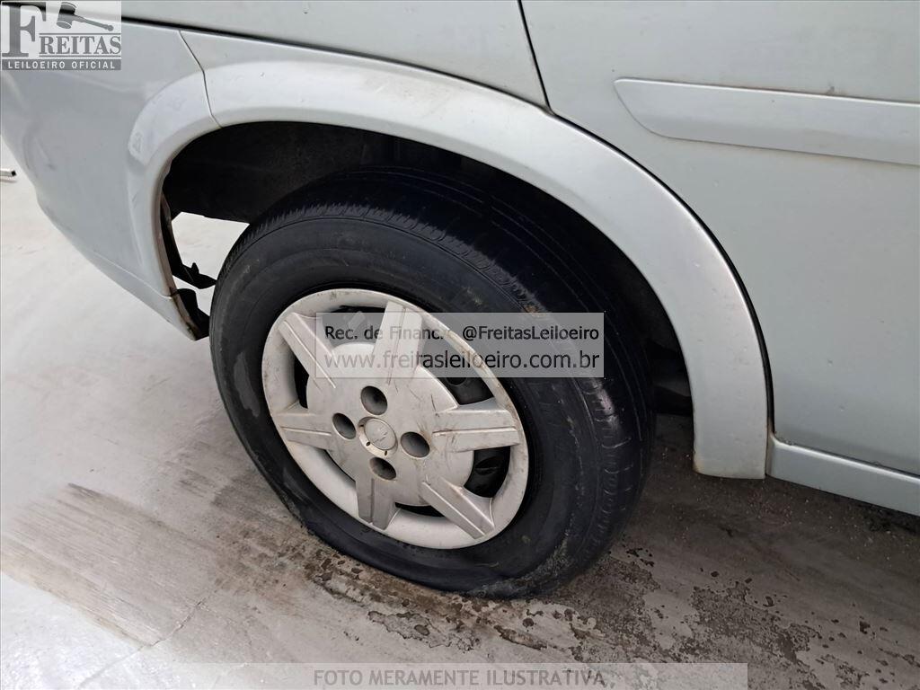 Chevrolet Classic LS 2012 — foto 15