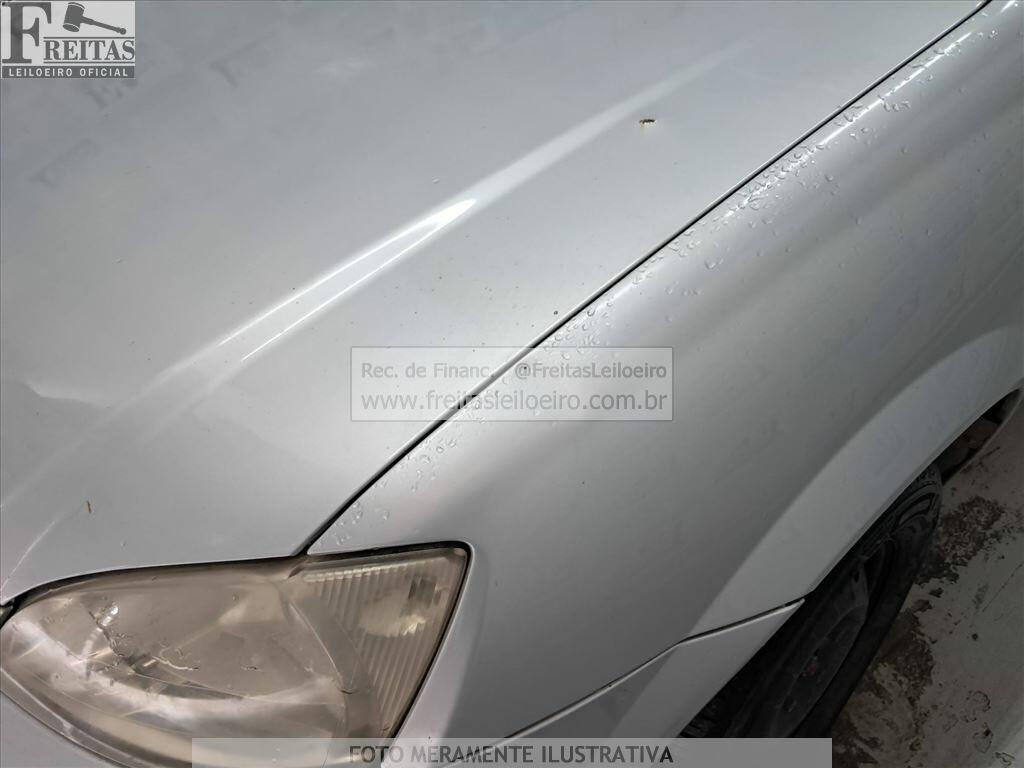 Chevrolet Classic LS 2012 — foto 19