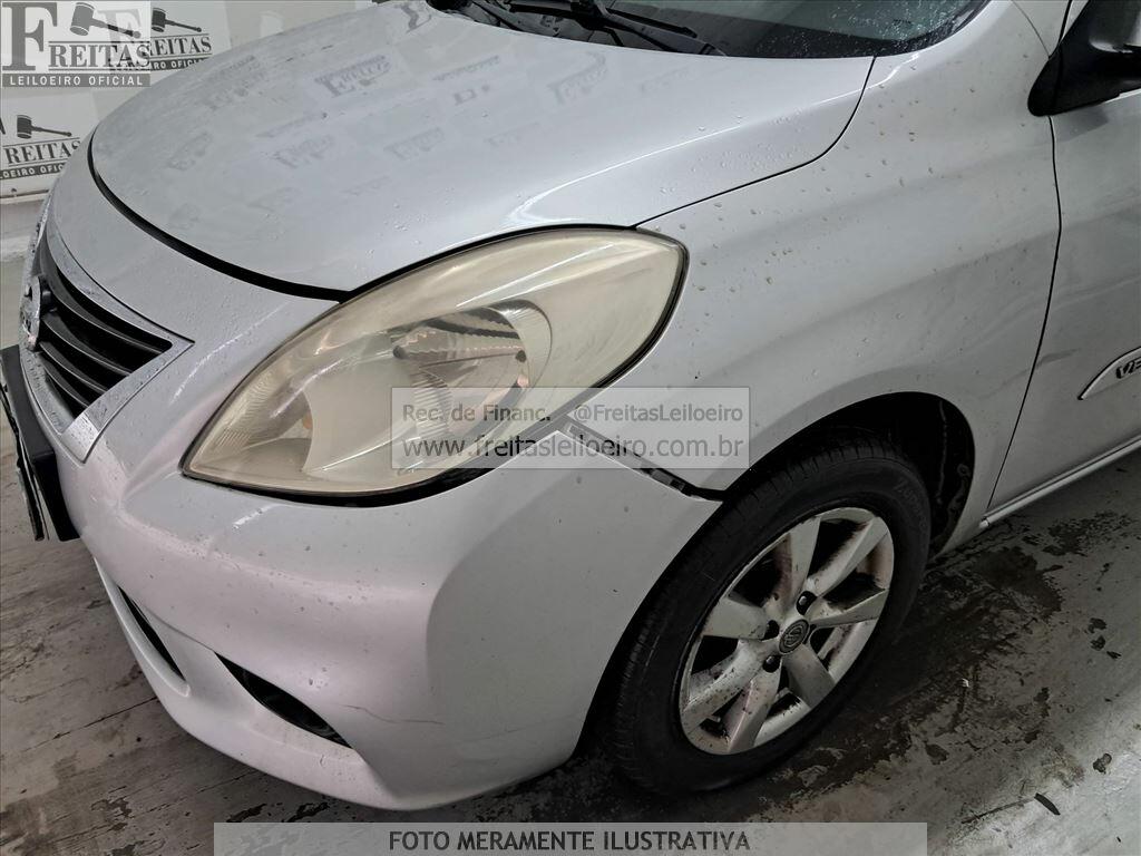 Nissan Versa 16sl Flex 2013 — foto 14