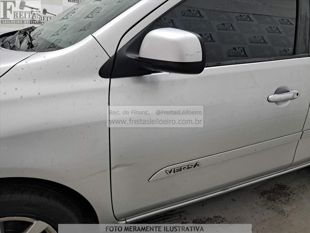 Nissan Versa 16sl Flex 2013 — foto 15