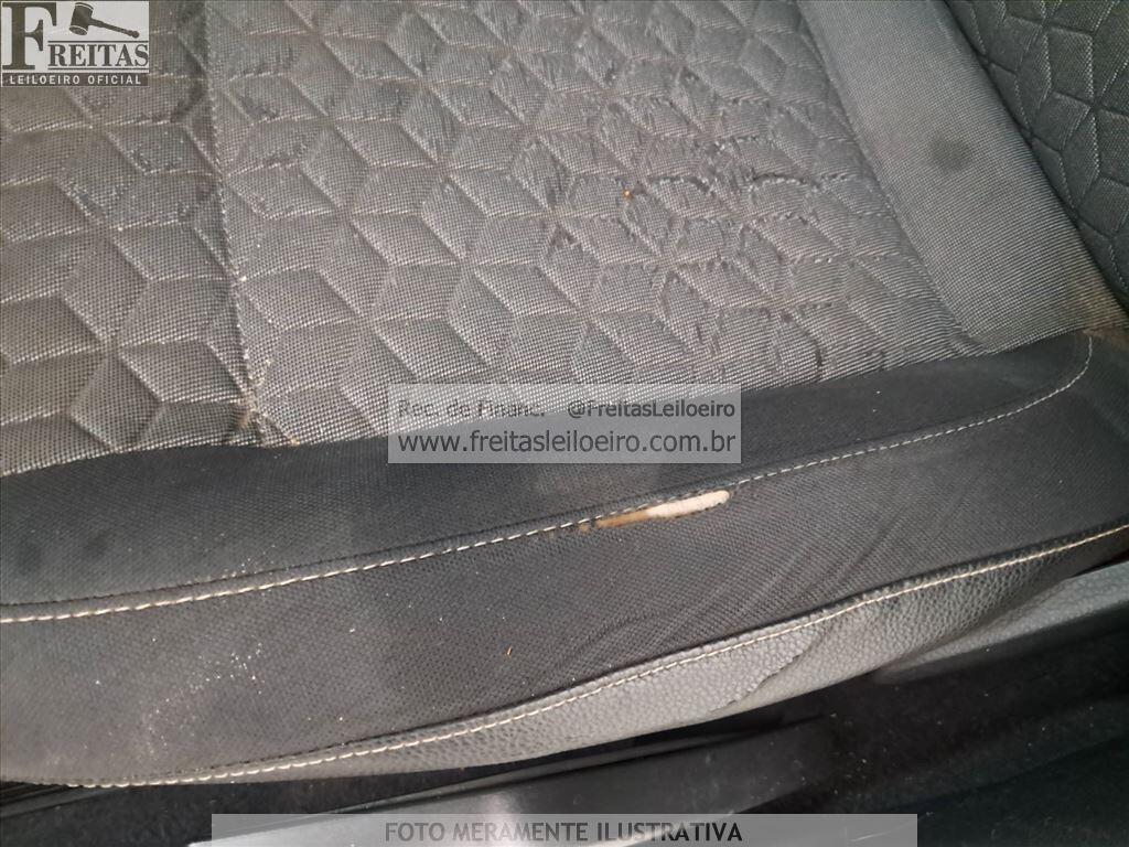 Volkswagen Novo GOL 1.0 Track 2014 — foto 13