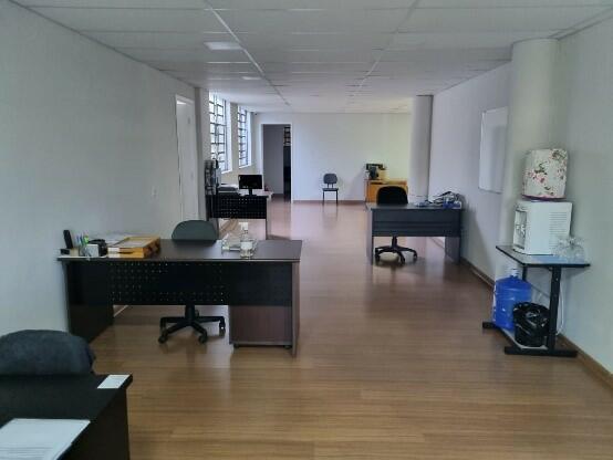 Prédio no Centro (foto 18 de 22)