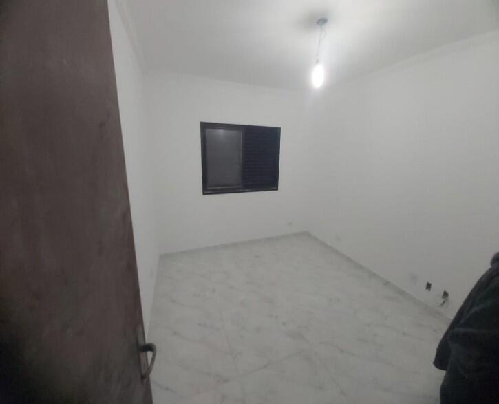 Casa no Parque Residencial Selecta (foto 9 de 17)