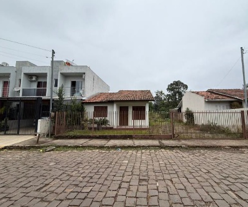 Encantado-RS. Bairro Porto Quinze. Rua Elídio Pozza (antiga Rua 22), 223 (Lt. 01... — foto principal