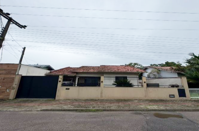 Casa no Bairro Limoeiro em Brusque/SC — foto 1