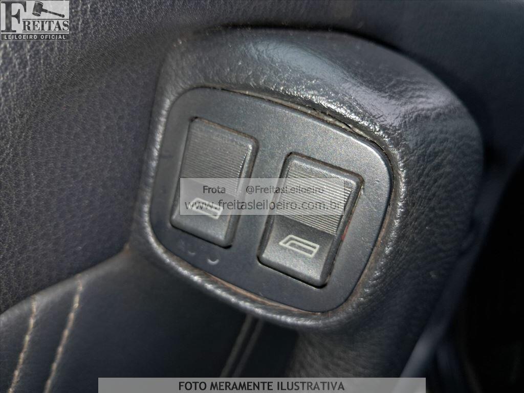 IMP Alfa Romeo 164 3.0 V6 2095 — foto 11