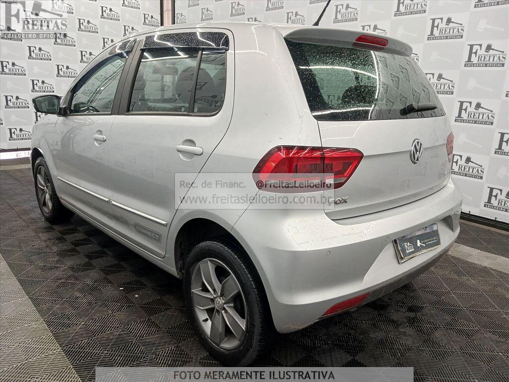 Foto 3: VW/FOX CONNECT SB, 17/18, PLACA: F__-___5, GASOL/ALC, PRATA