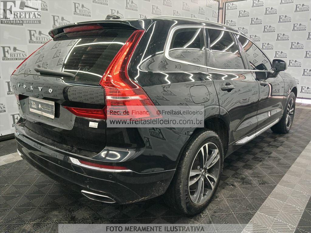 Foto 4: I/VOLVO XC60 T8 MOMENTUM, 21/21, PLACA: E__-___2, GAS/ELETR, PRETA