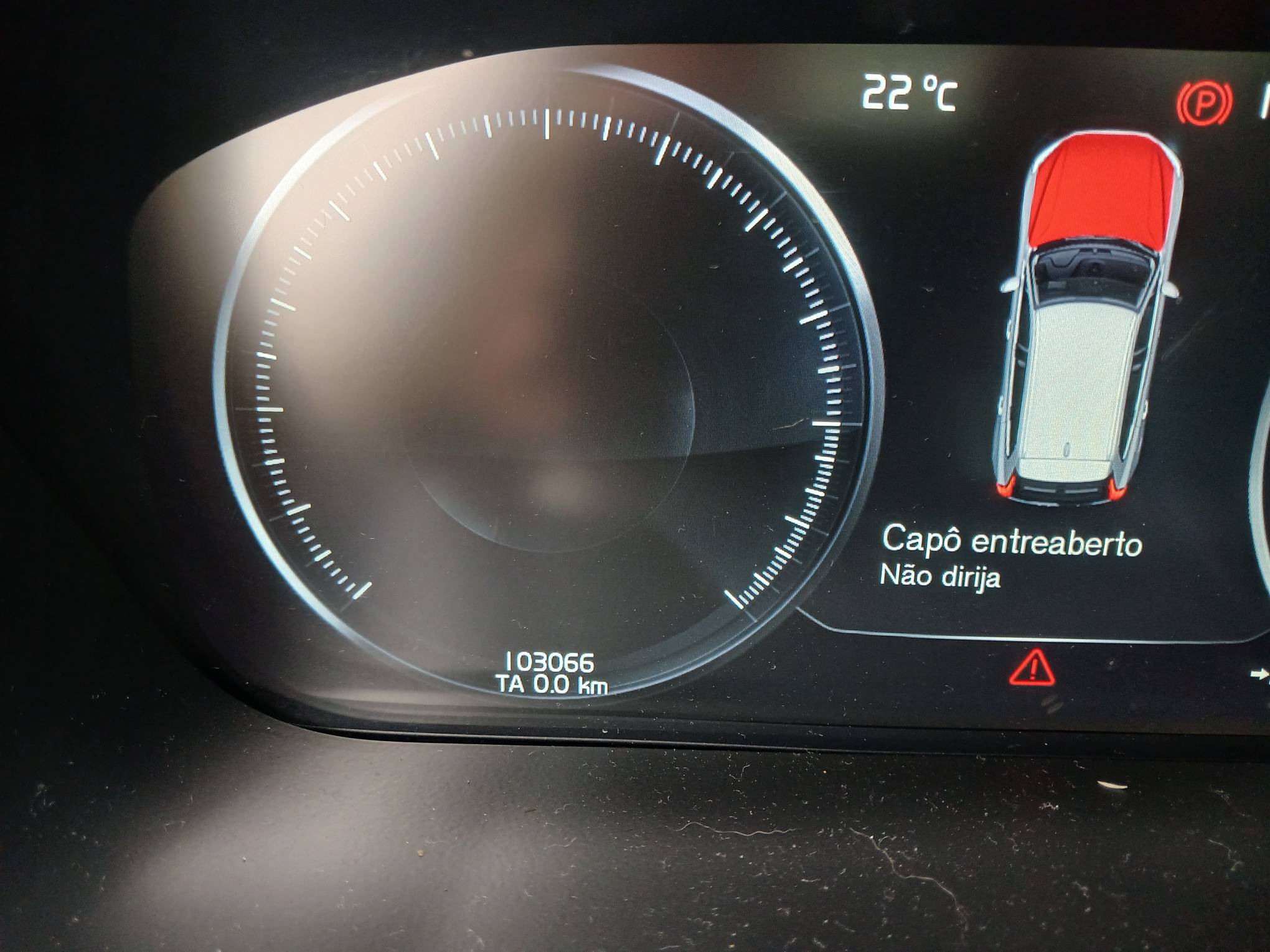 Foto 19 de 19: I/VOLVO XC60 T8 MOMENTUM, 21/21, PLACA: E__-___2, GAS/ELETR, PRETA