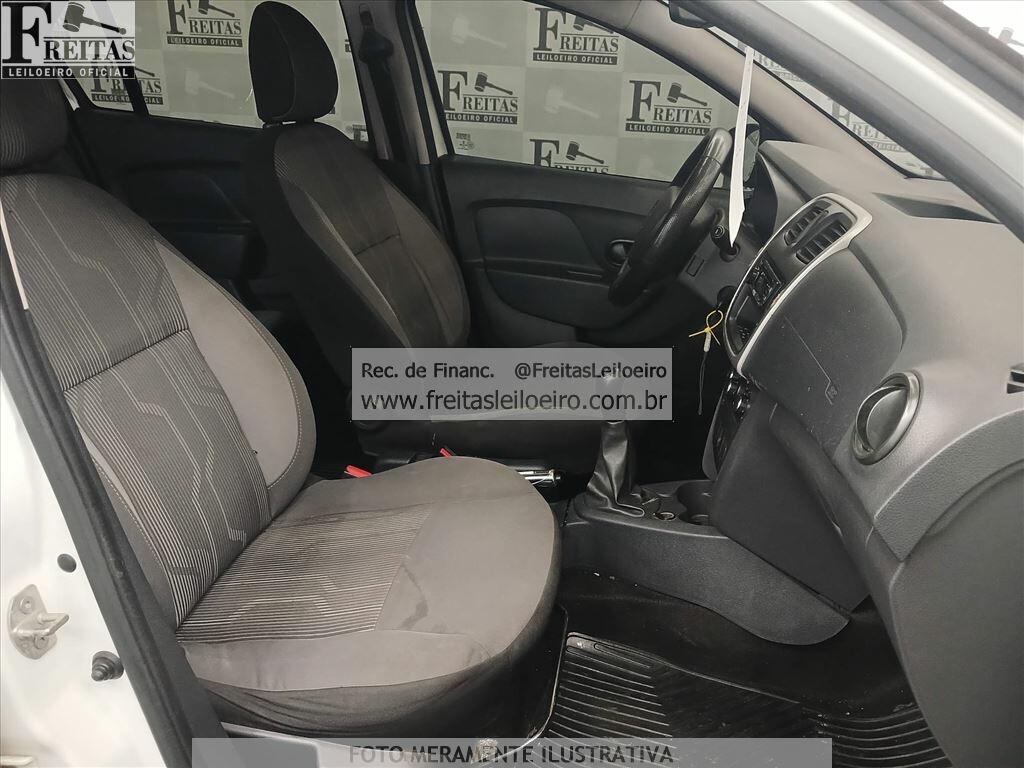Foto 6 de 17: RENAULT/LOGAN AUTH 10, 19/20, PLACA: Q__-___8, GASOL/ALC, BRANCA