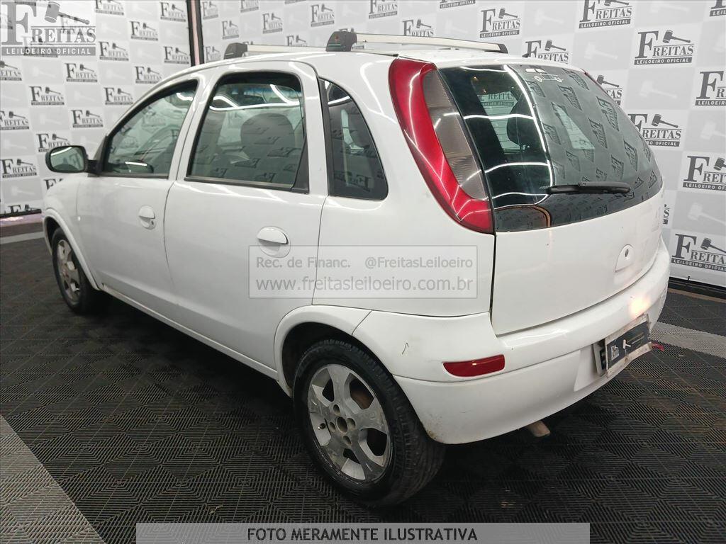 Foto 3: GM/CORSA HATCH MAXX, 08/09, PLACA: E__-___4, GASOL/ALC, BRANCA