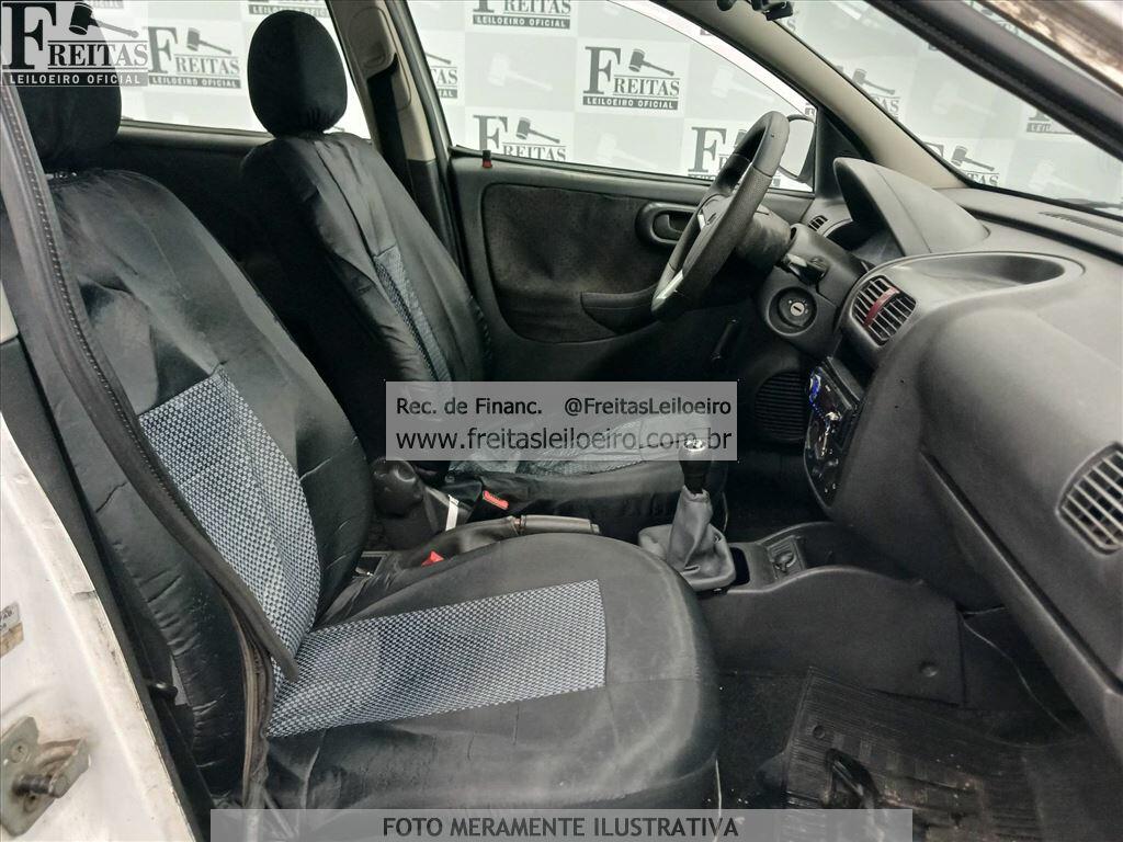 Foto 6 de 15: GM/CORSA HATCH MAXX, 08/09, PLACA: E__-___4, GASOL/ALC, BRANCA