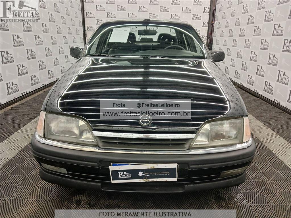 Foto 13 de 19: GM/OMEGA CD, 97/97, PLACA: C__-___4, GASOLINA, PRETA