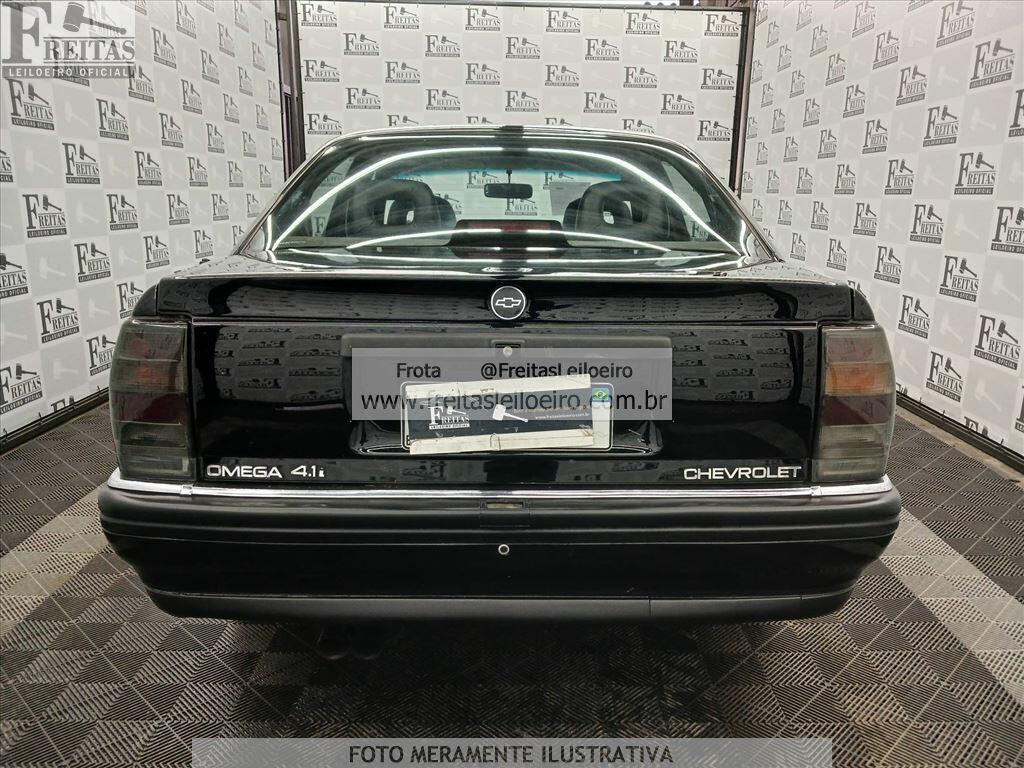 Foto 14 de 19: GM/OMEGA CD, 97/97, PLACA: C__-___4, GASOLINA, PRETA