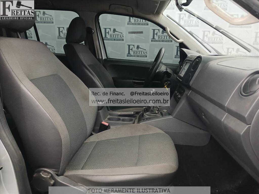 Foto 6 de 21: I/VW AMAROK CD 4X4 S, 13/13, PLACA: O__-___9, DIESEL, PRATA