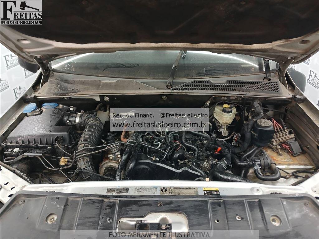 Foto 9 de 21: I/VW AMAROK CD 4X4 S, 13/13, PLACA: O__-___9, DIESEL, PRATA