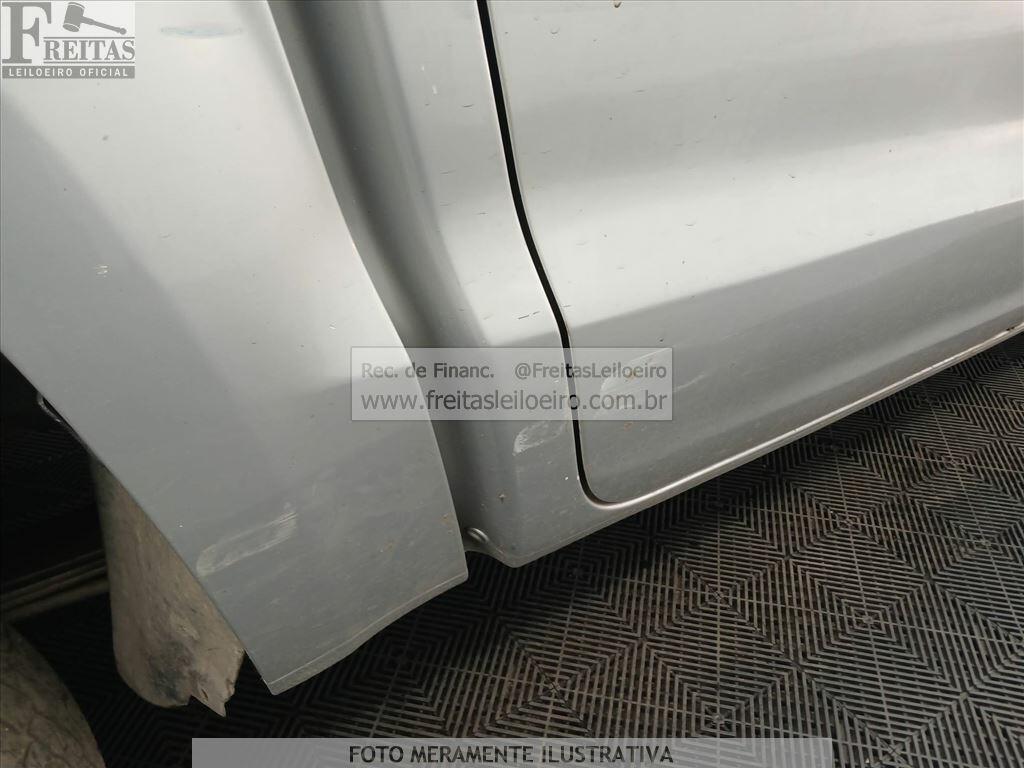 Foto 19 de 21: I/VW AMAROK CD 4X4 S, 13/13, PLACA: O__-___9, DIESEL, PRATA