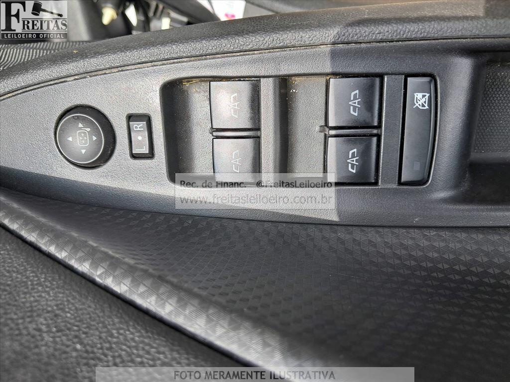Foto 11 de 18: CHEV/ONIX 10MT LT1, 22/23, PLACA: F__-___4, GASOL/ALC, BRANCA